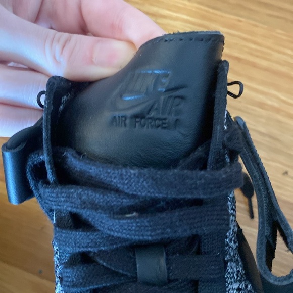 Nike Women’s Gray and Black Air Force Sneakers Size 7.5 - Picture 5 of 8